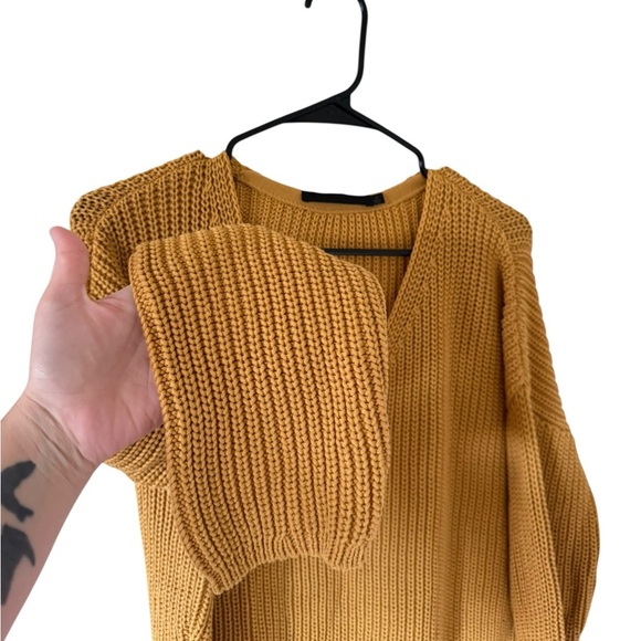 Jenni Kayne Cotton Cabin Sweater in Mustard - Picture 4 of 10